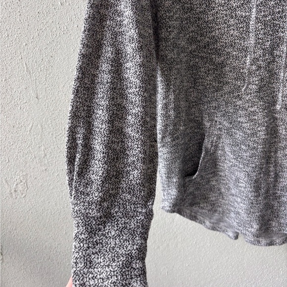 Prana Size S Charcoal Marled Popover Loose High Neck Kangaroo pockets - Picture 4 of 9